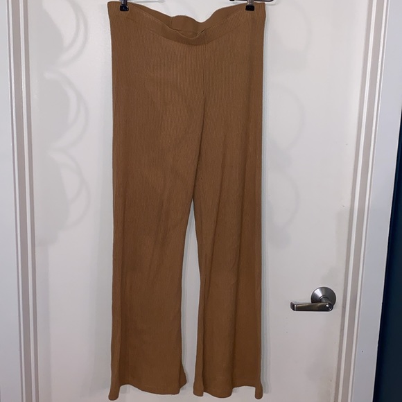 NWOT Yummy sweater company ribbed pull on pant camel brown - Picture 2 of 4